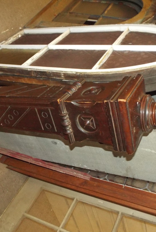 Antique Cherry Newel Post