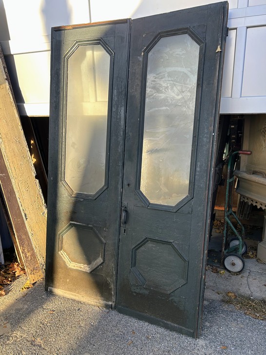 Colonial Revival Complete Entrance